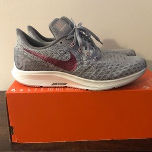 Nike Pegasus 35 size 9.5